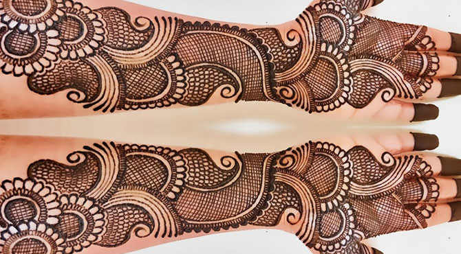 Engagement Mehandi artist in Ghaziabad Engagement Mehandi artist in Ghaziabad